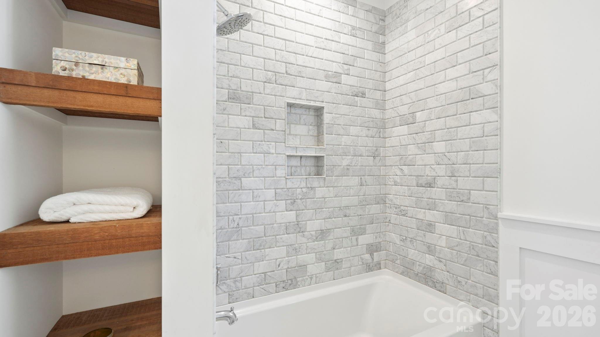 Commonwealth - Residential