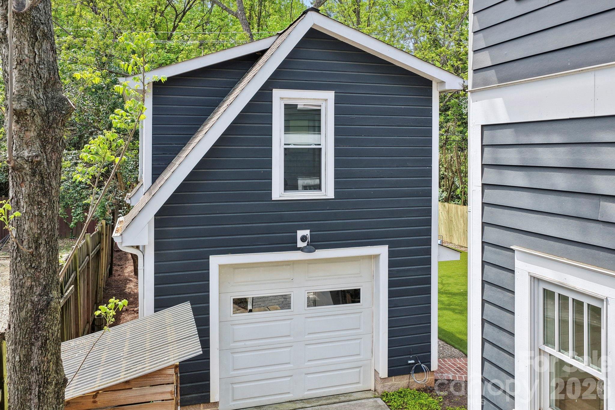 Commonwealth - Residential