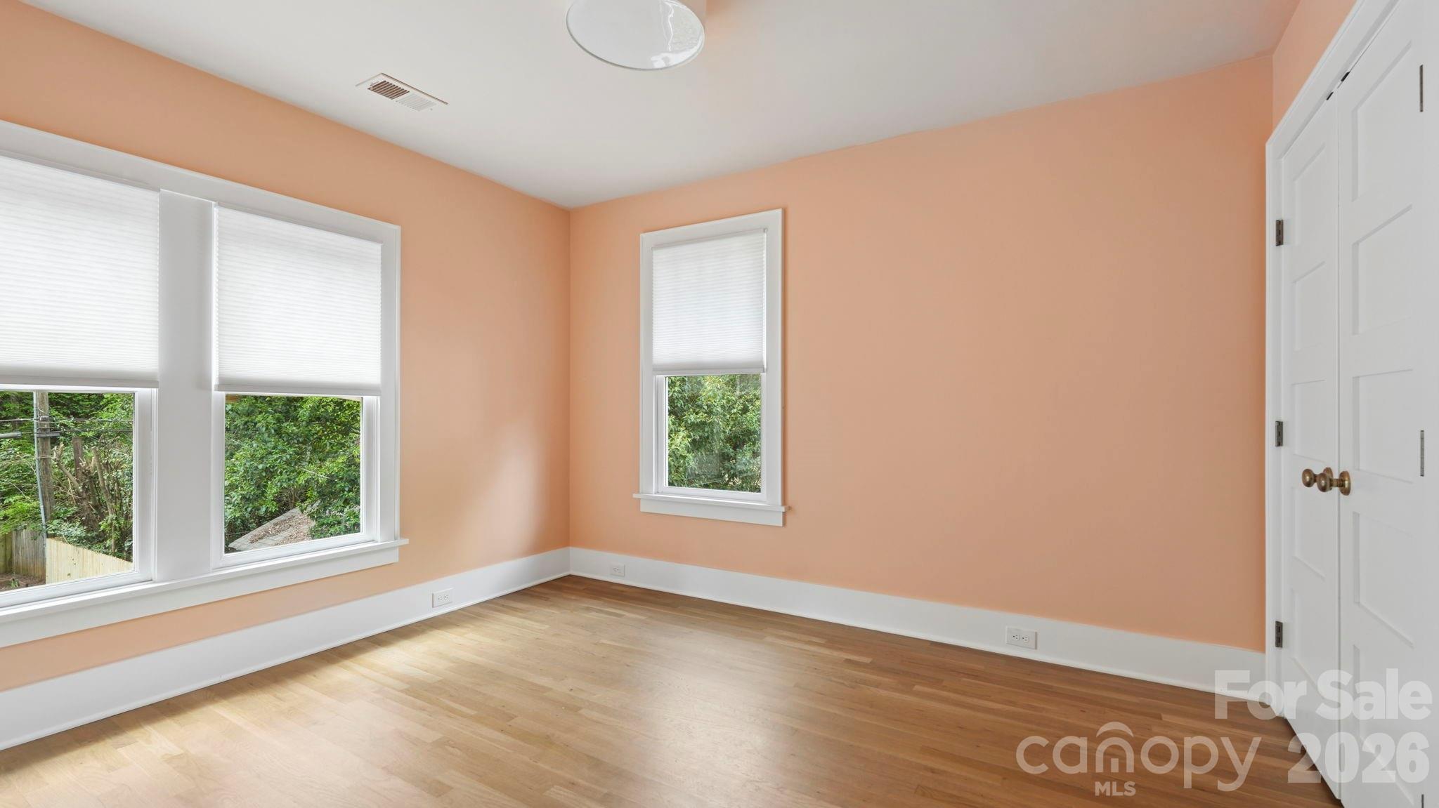 Commonwealth - Residential