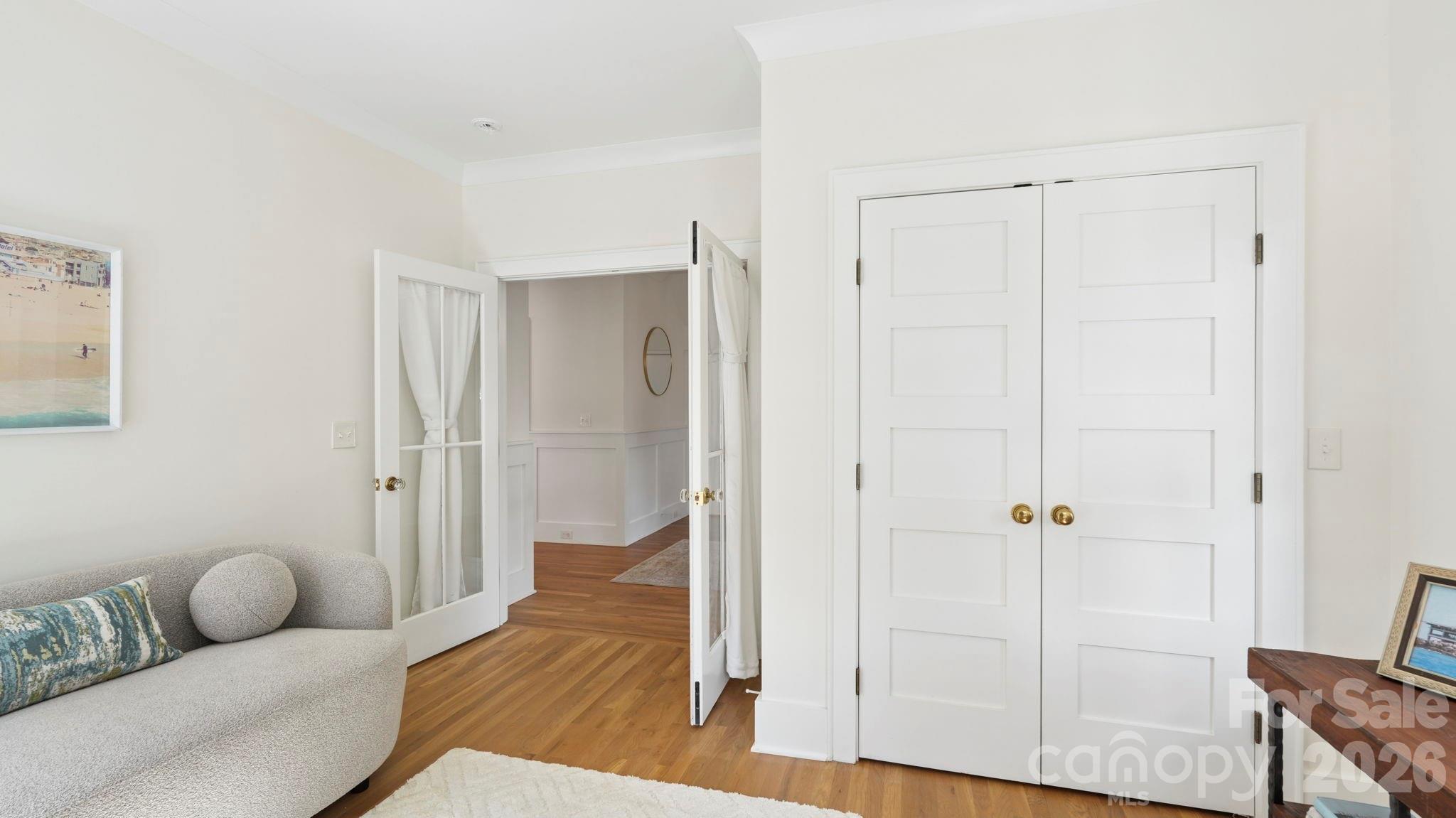 Commonwealth - Residential