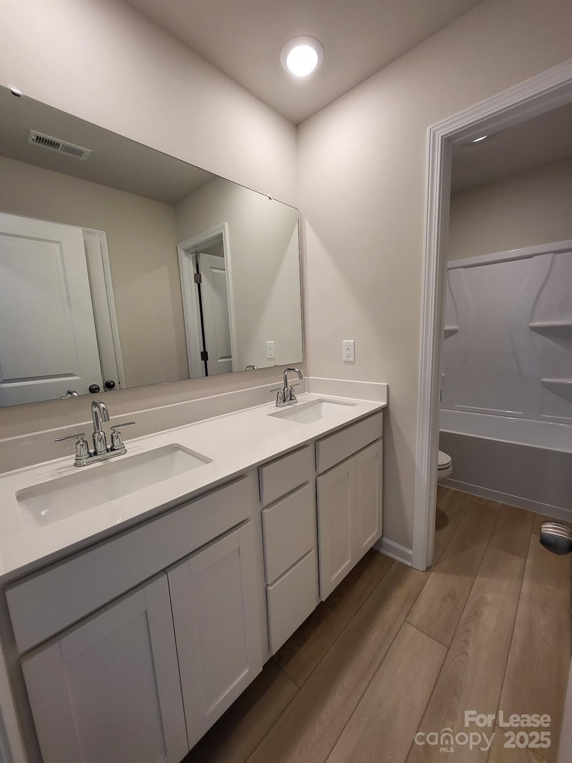 Sullivan Farm - Residential Lease