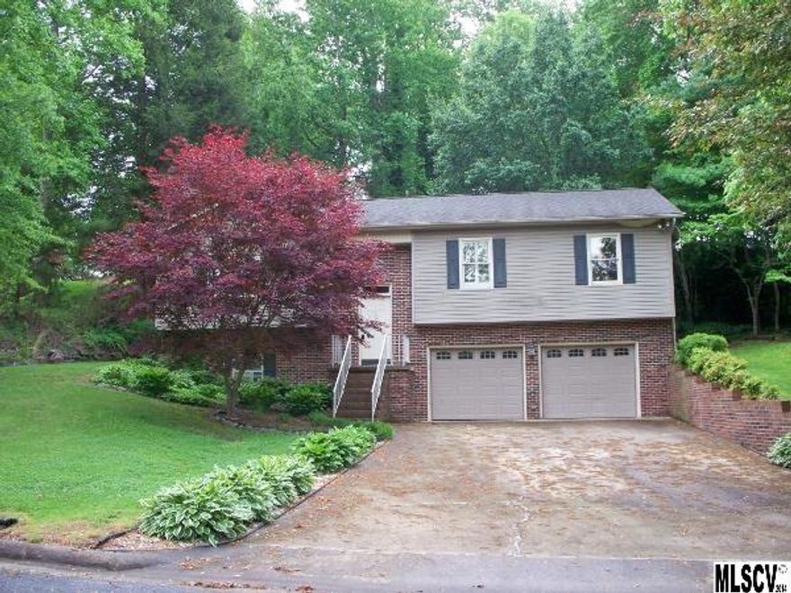 Beautifully landscaped split foyer home with unfinished basement.  Cabinets galore in the kitchen.  Screen porch on the rear.  2 car attached garage in the basement.  This is a Fannie Mae HomePath property.  Purchase it for as little as 5 percent down.  This property is eligible for HomePath Financing and HomePath Renovation Financing.