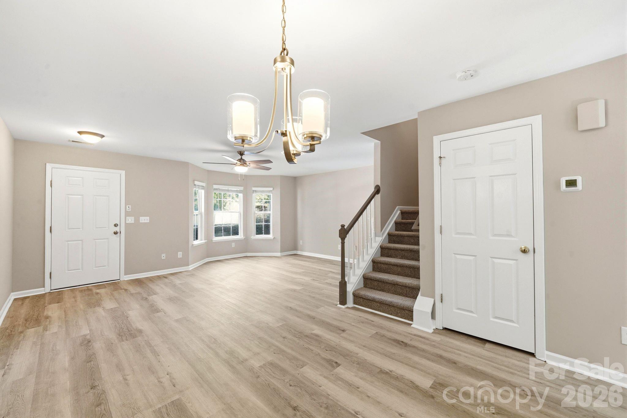 687 Rock Lake Glen