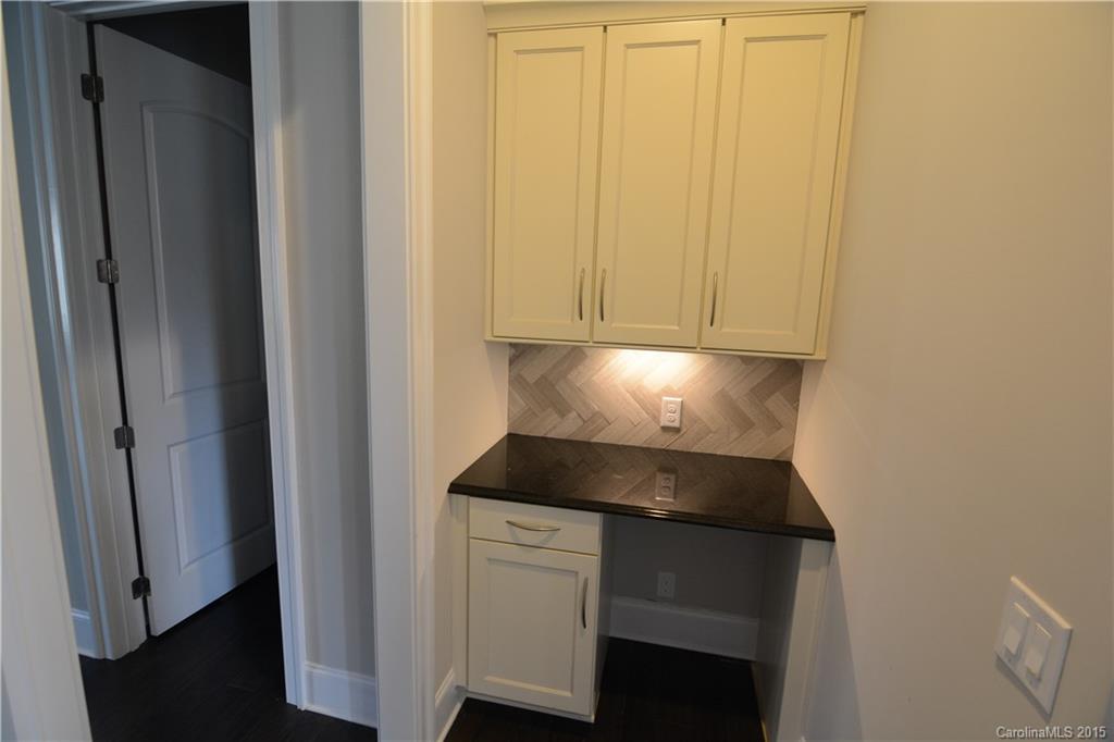 Lake Ridge Manors - Residential