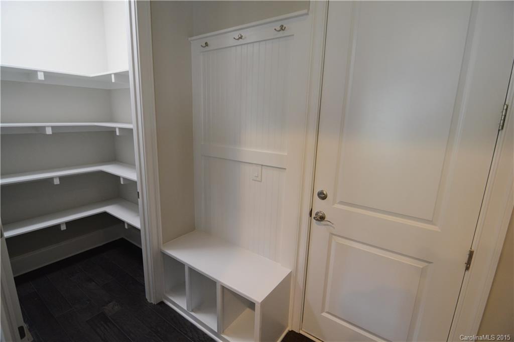 Lake Ridge Manors - Residential