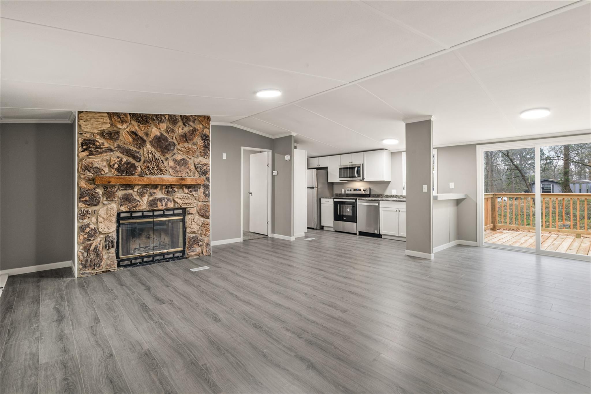 Photo 1 of 22 — 103 Arbor Drive, Statesville, NC 28677