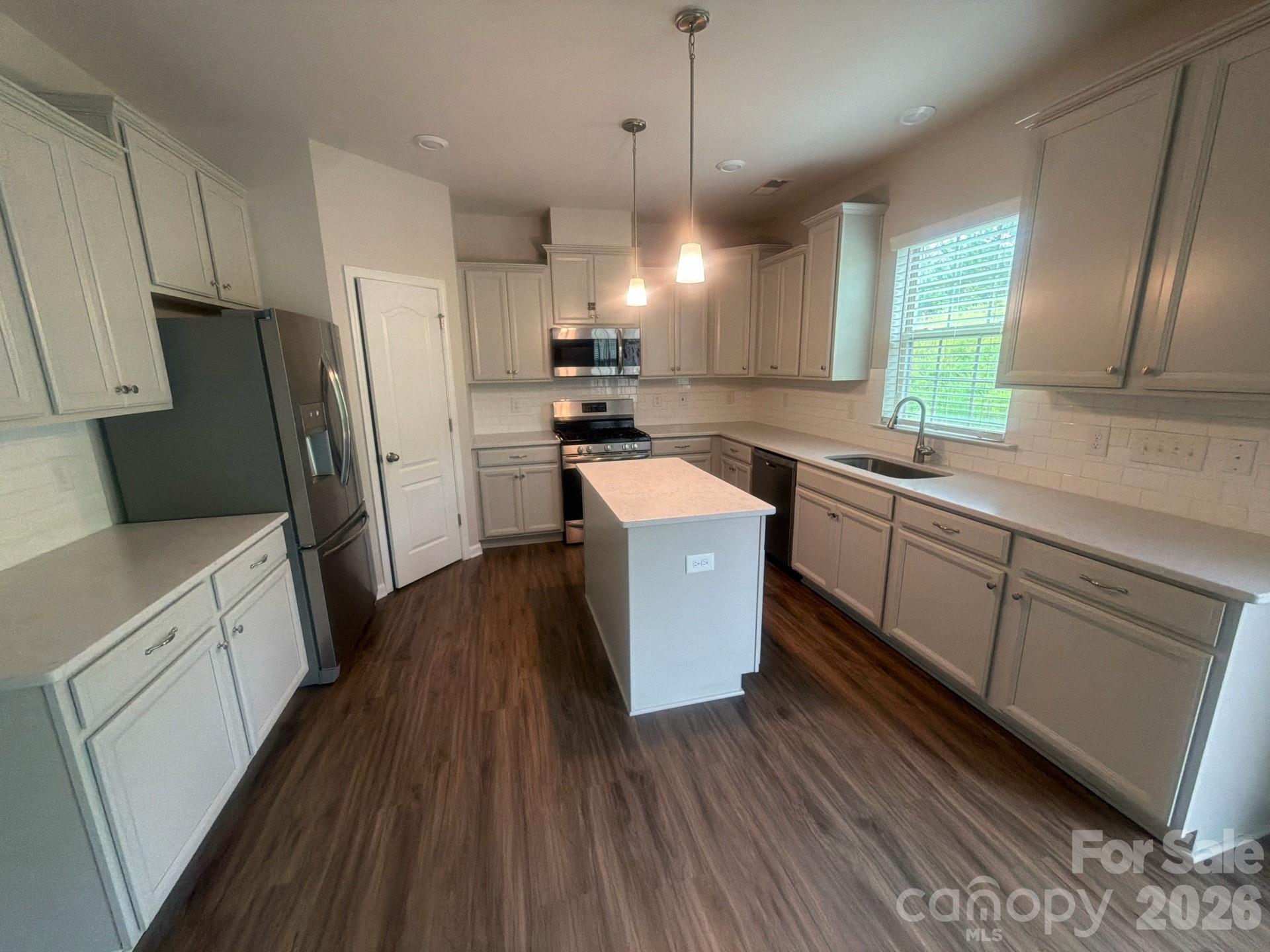 16846 Cozy Cove Road