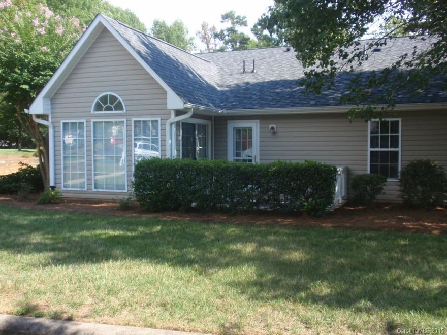 Must sought after unit in Lake Crest. Most units sell fast so don't wait to see this.  No stairs inside or out w/ easy entry fr parking area. Sunroom on front of unit is added bonus -opens up living area & welcomes in plenty of light.  Small patio just off of sunroom -also opens into the 2nd bedroom.  Living room w/fireplace opens into DR, Kitchen & sunroom.  Lg bedrooms, especially master w/extra large master bath w/garden tub.  Salt water pool in comm. Short walk to Fresh Mkt. Very convenient.