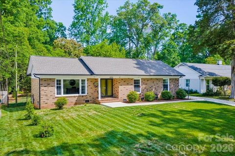 6701 Ronda Avenue Charlotte NC 28211