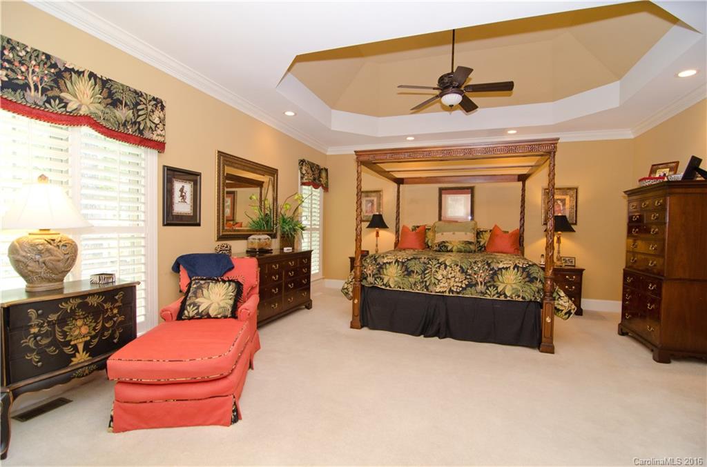 Vanderlakes - Residential