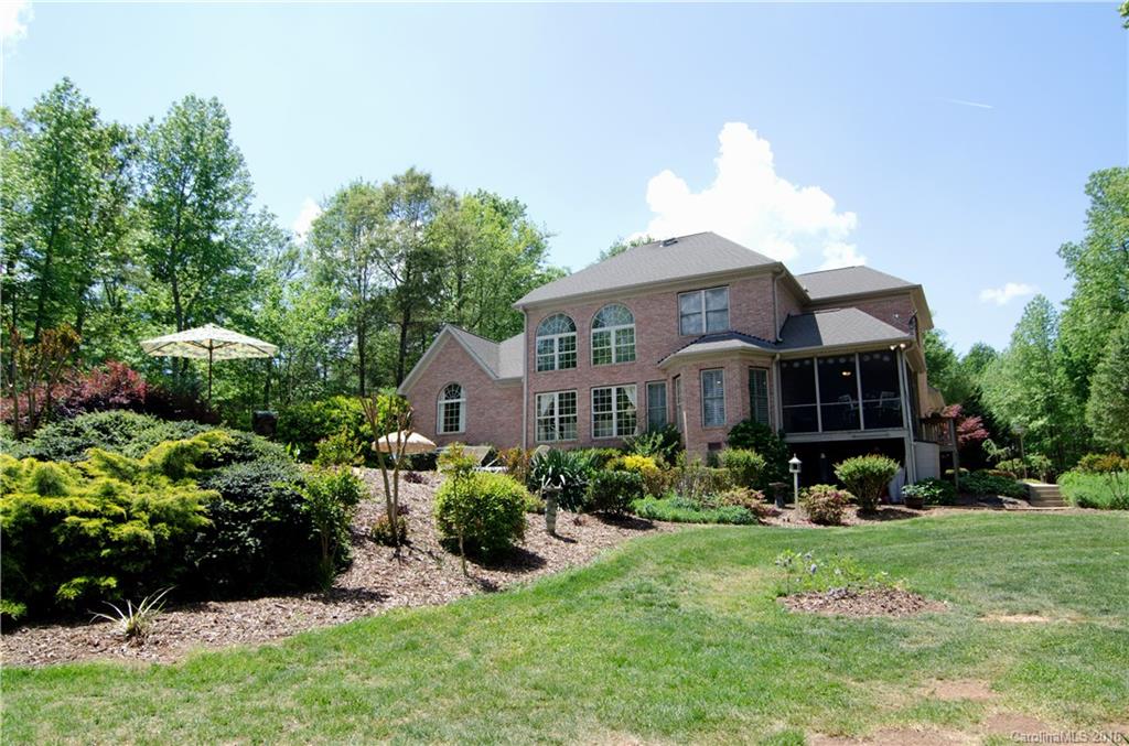 Vanderlakes - Residential