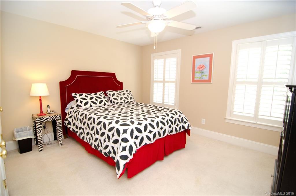 Vanderlakes - Residential