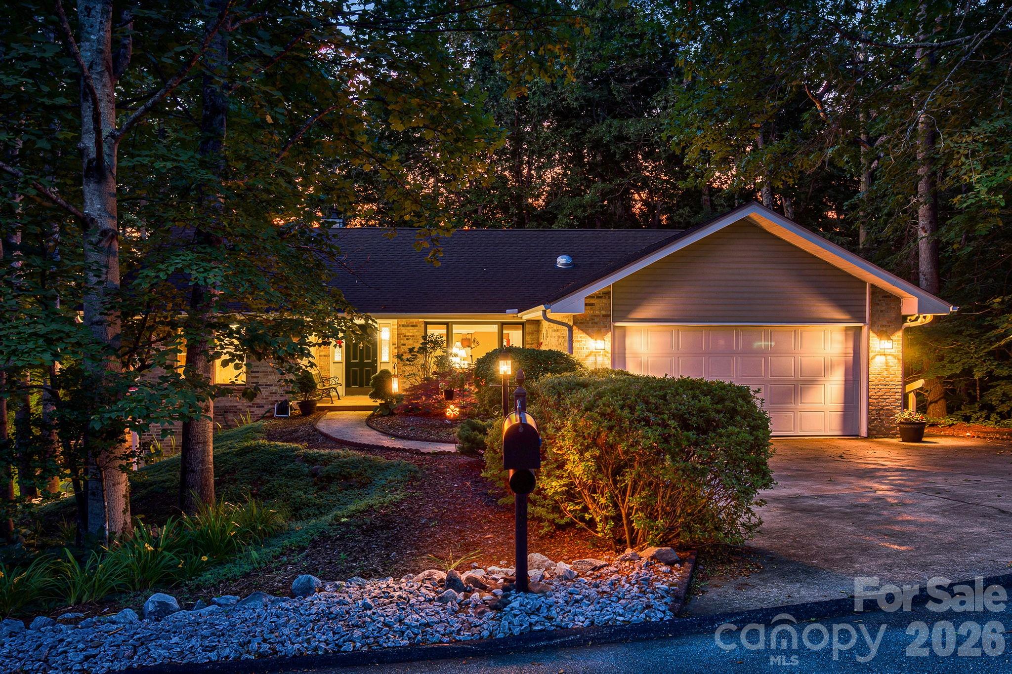 1851 Riverview Court