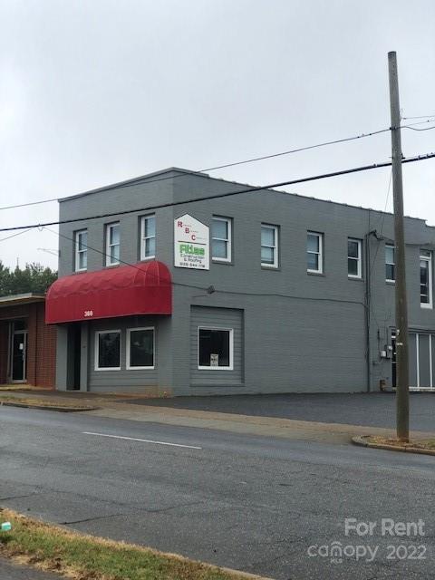 None - Commercial Lease