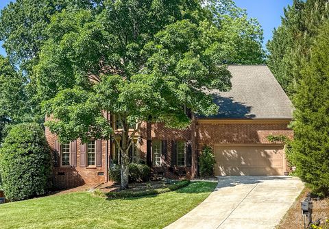 Photo of 5309 Shasta Hill Court, Charlotte, NC 28211 (MLS # 4381404)