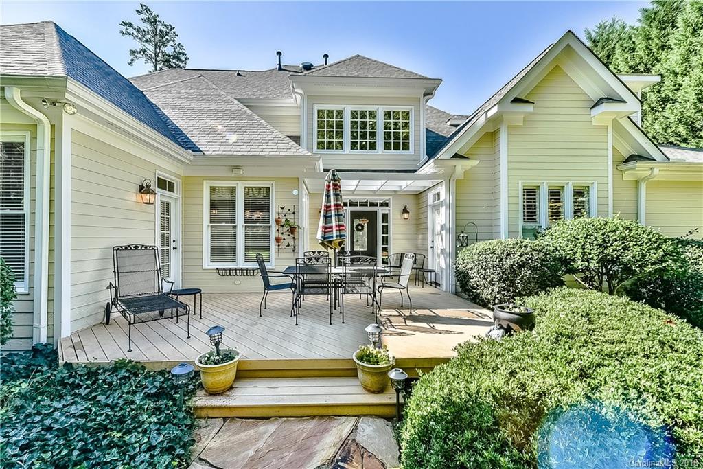 The Peninsula - Residential