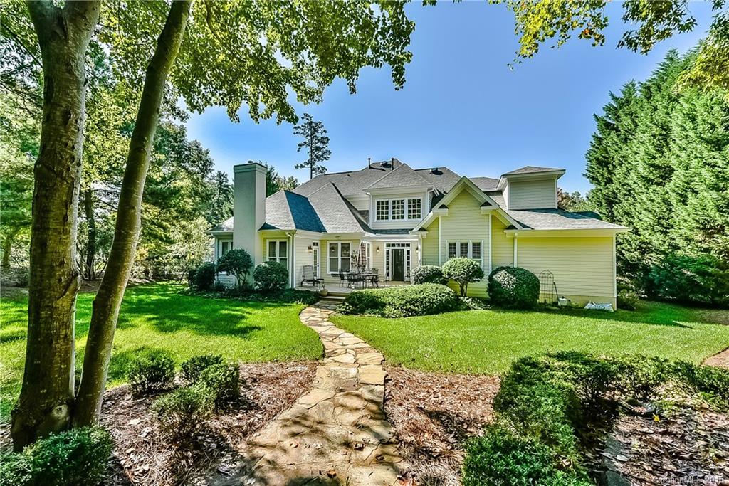 The Peninsula - Residential