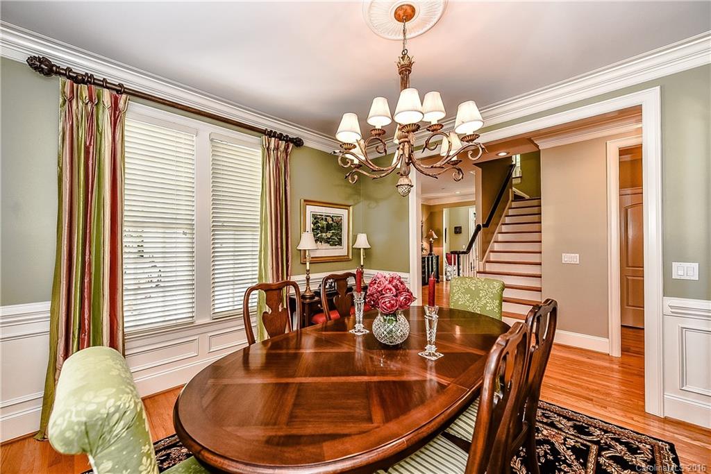 The Peninsula - Residential