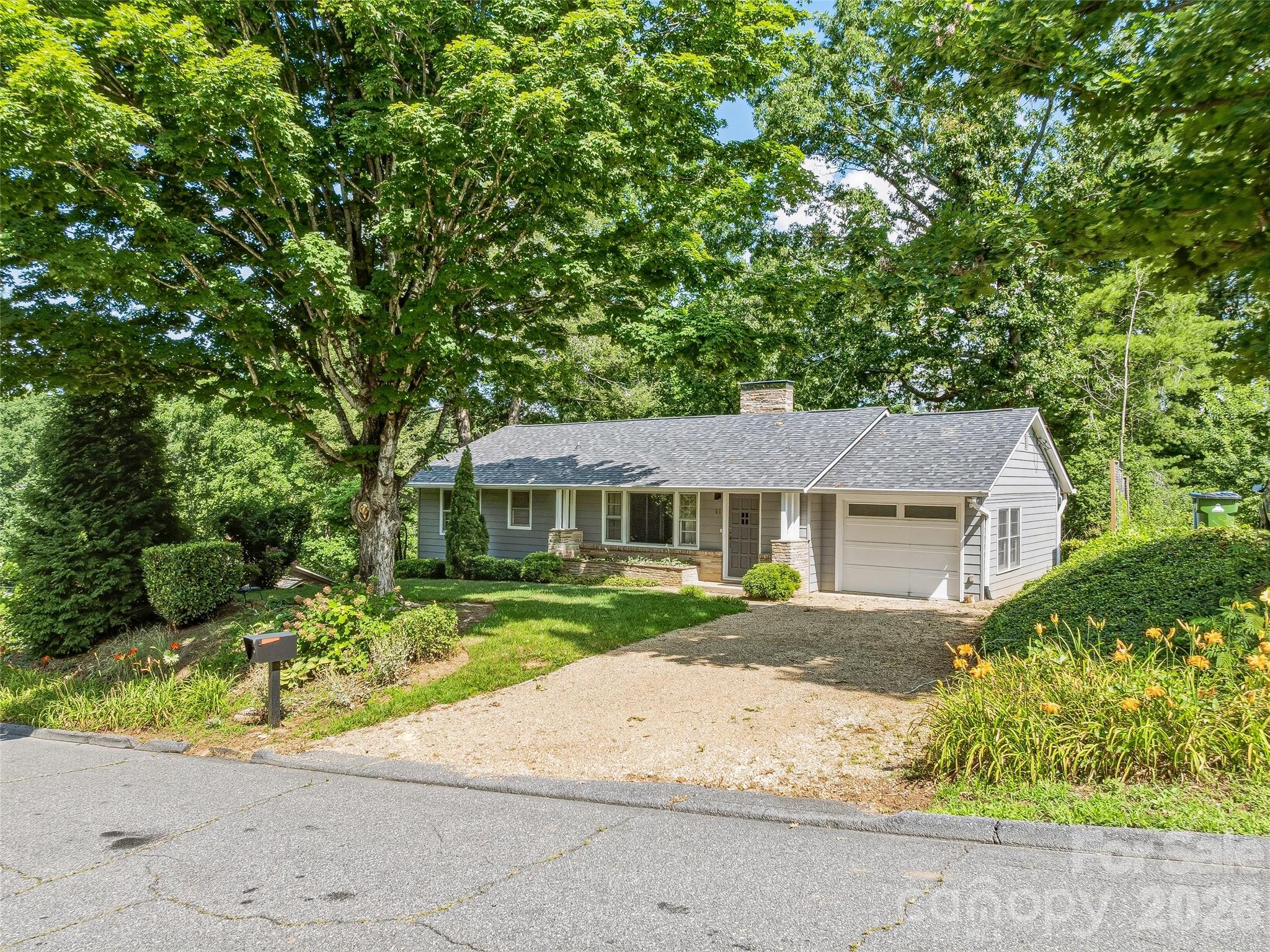 66 Hampden Road