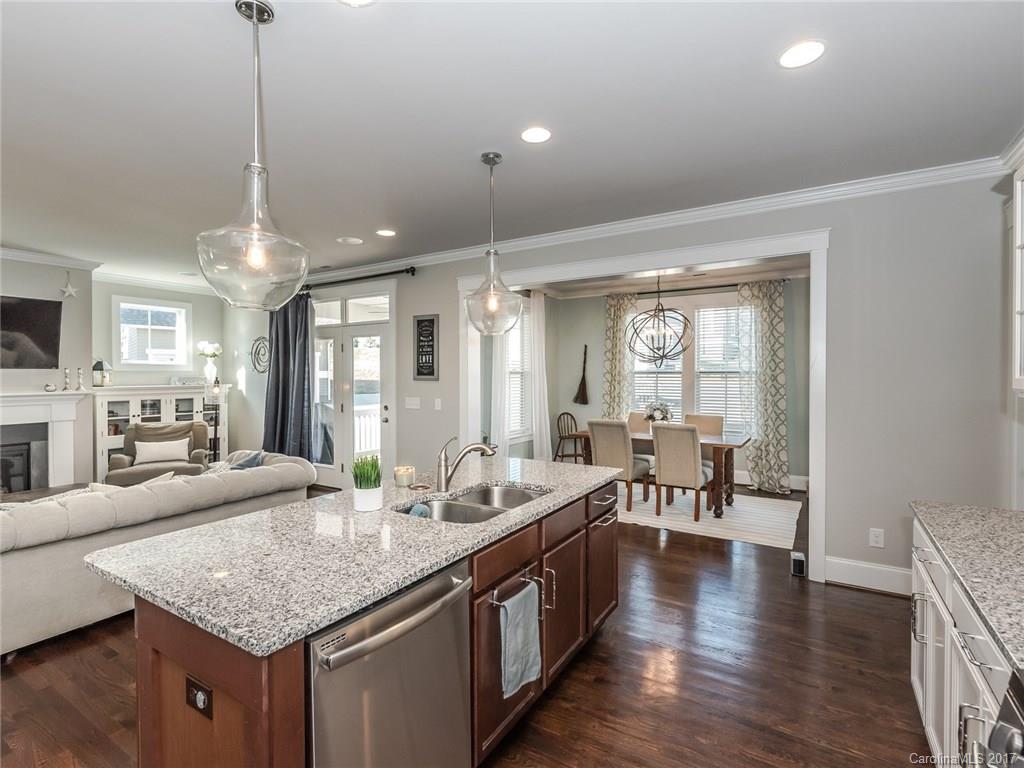 Riverwalk - Residential