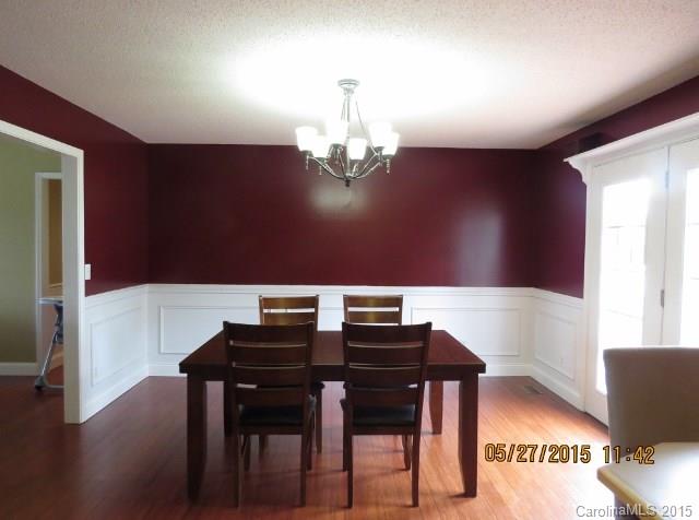 Meadow Oaks - Residential