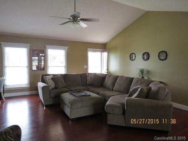 Meadow Oaks - Residential