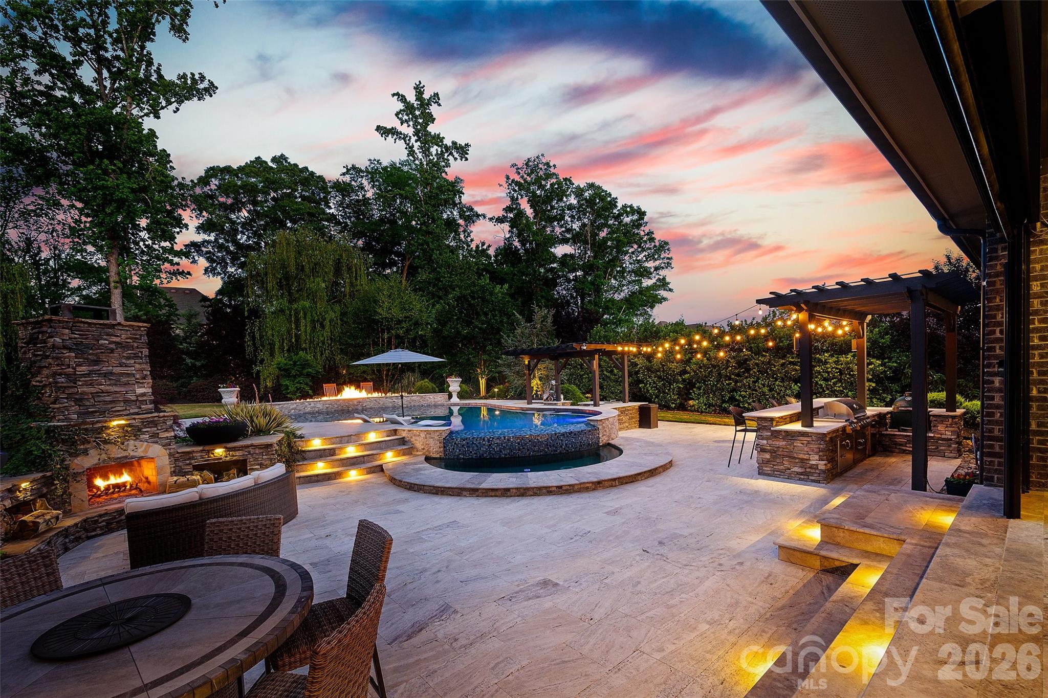 Ladera - Residential