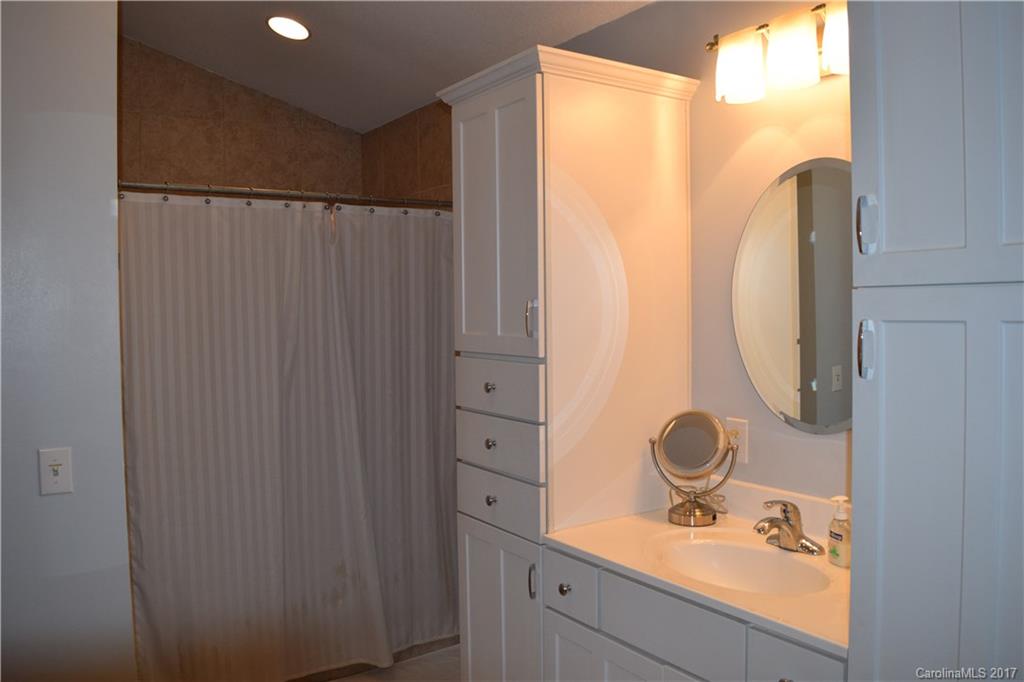 Crystal tree - Residential