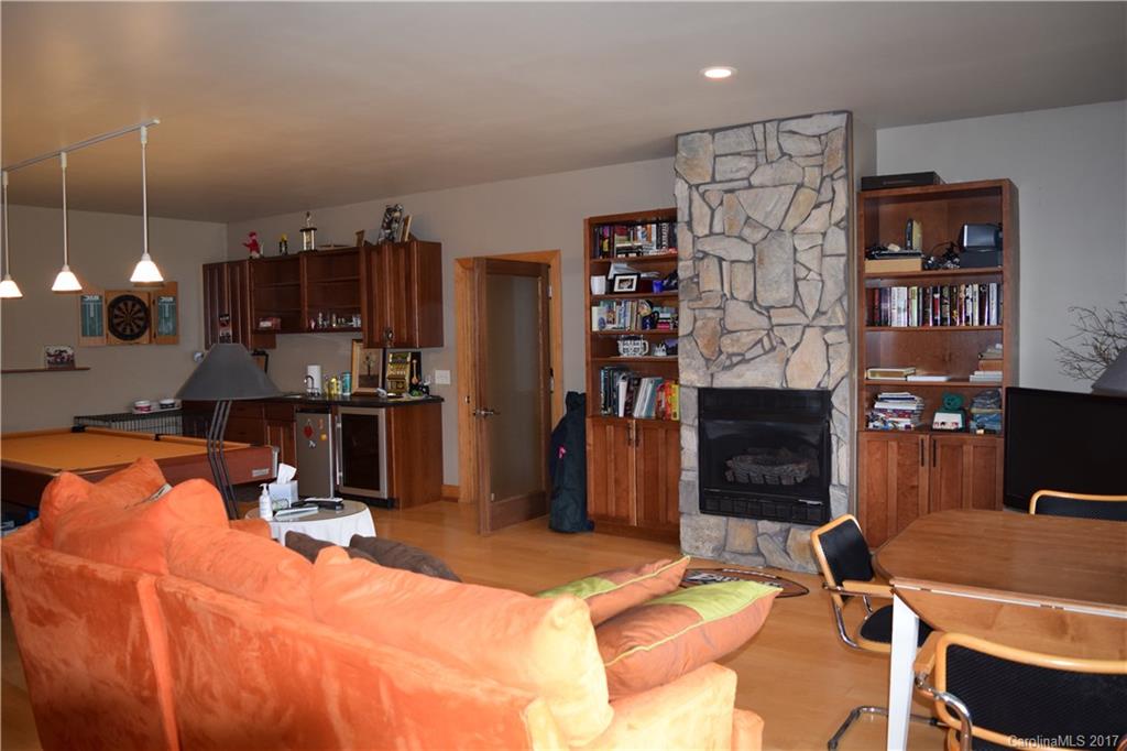 Crystal tree - Residential