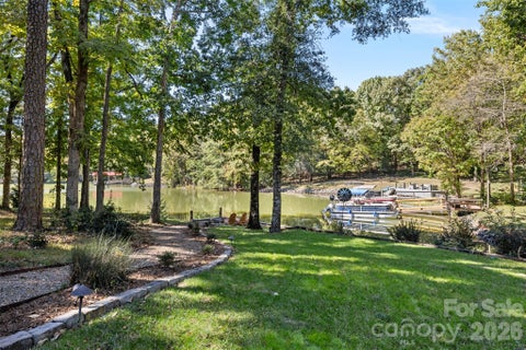 Photo of 4 Thornwood Lane, Lake Wylie, SC 29710 (MLS # 4437501)