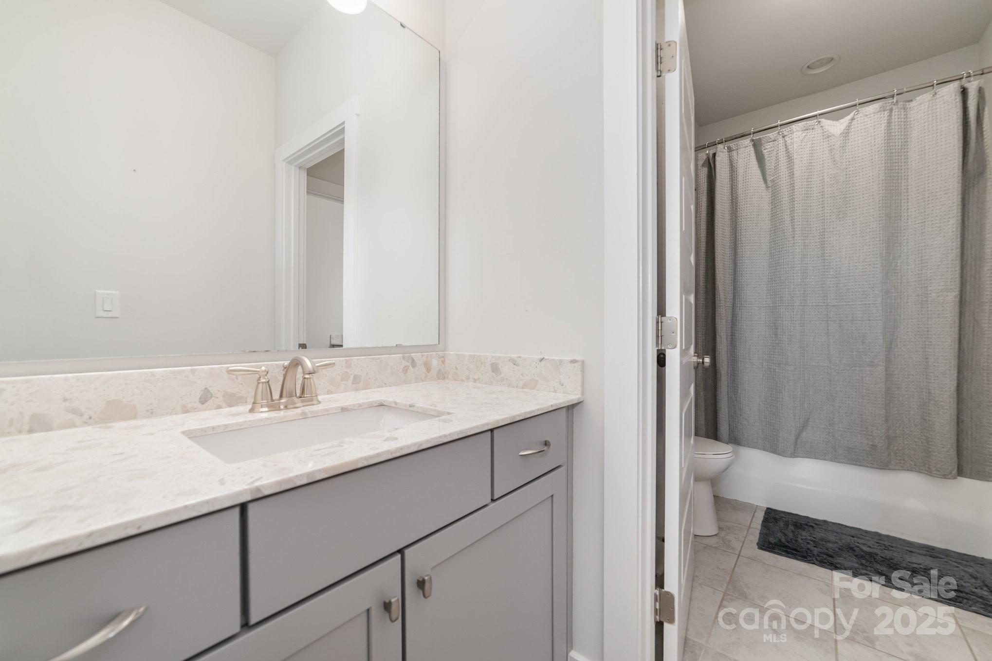 Paddlers Cove - Residential