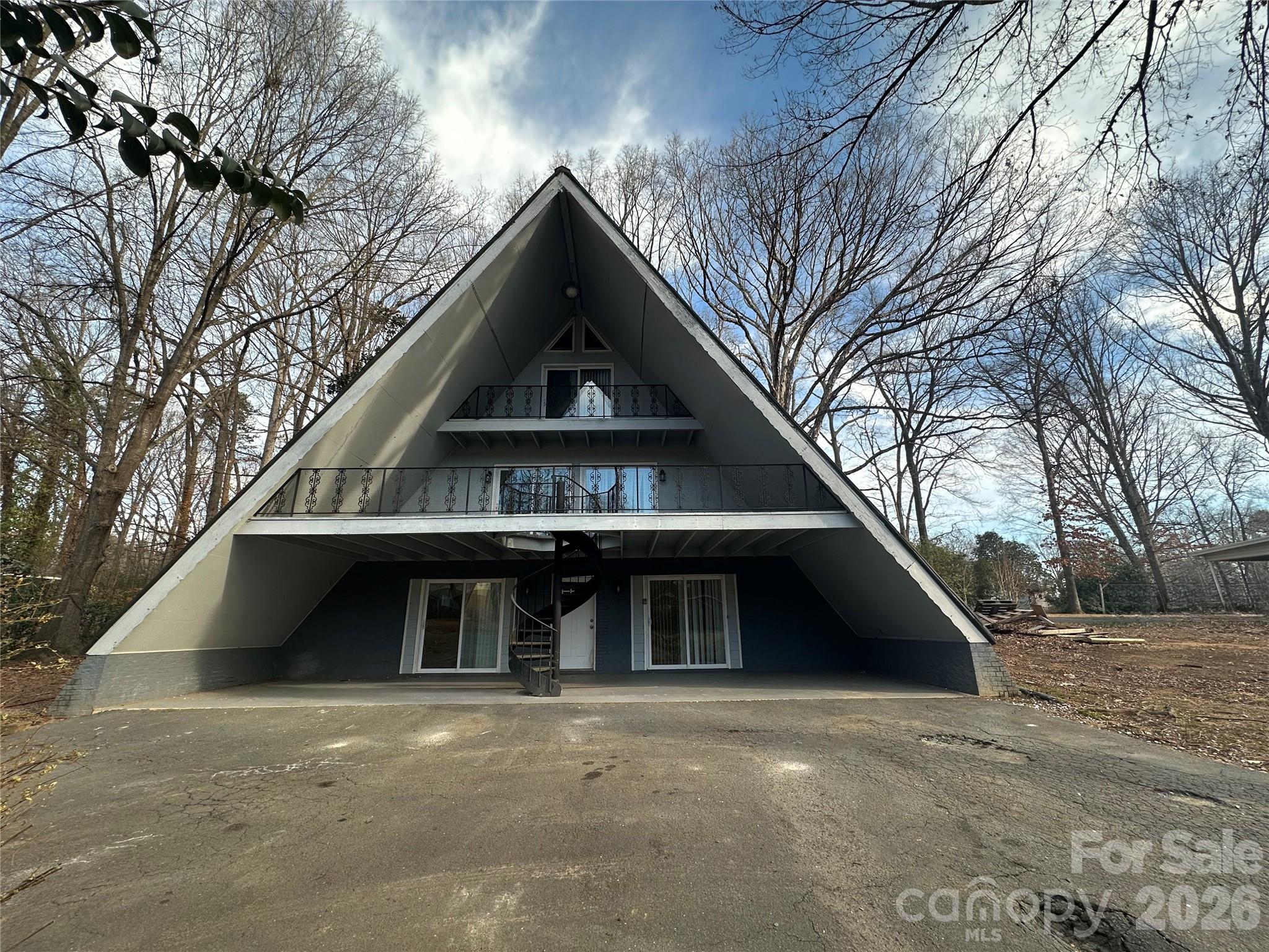 614 Sunnybrook Drive