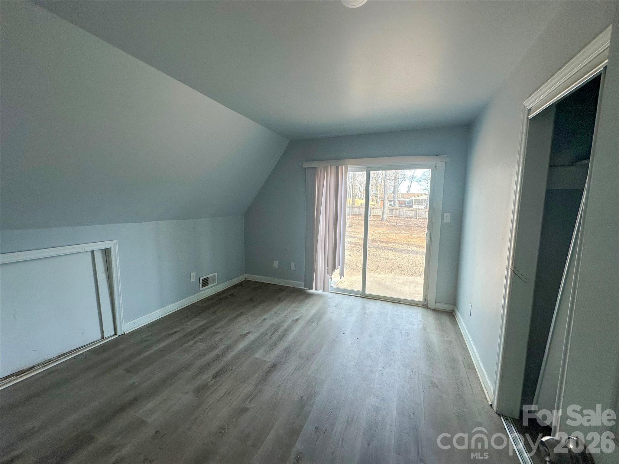 Hillsdale - Residential