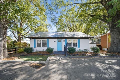 Photo of 670 Allenton Street, Norwood, NC 28128 (MLS # 4315821)