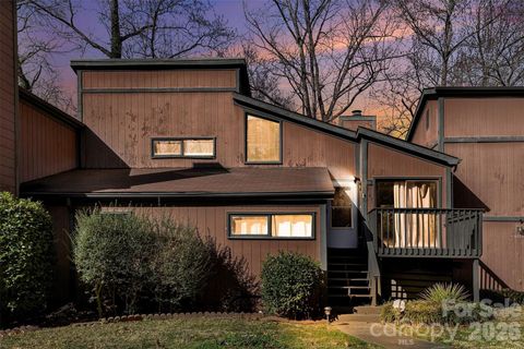 Photo of 6102 Honeysuckle Lane, Charlotte, NC 28212 (MLS # 4336867)