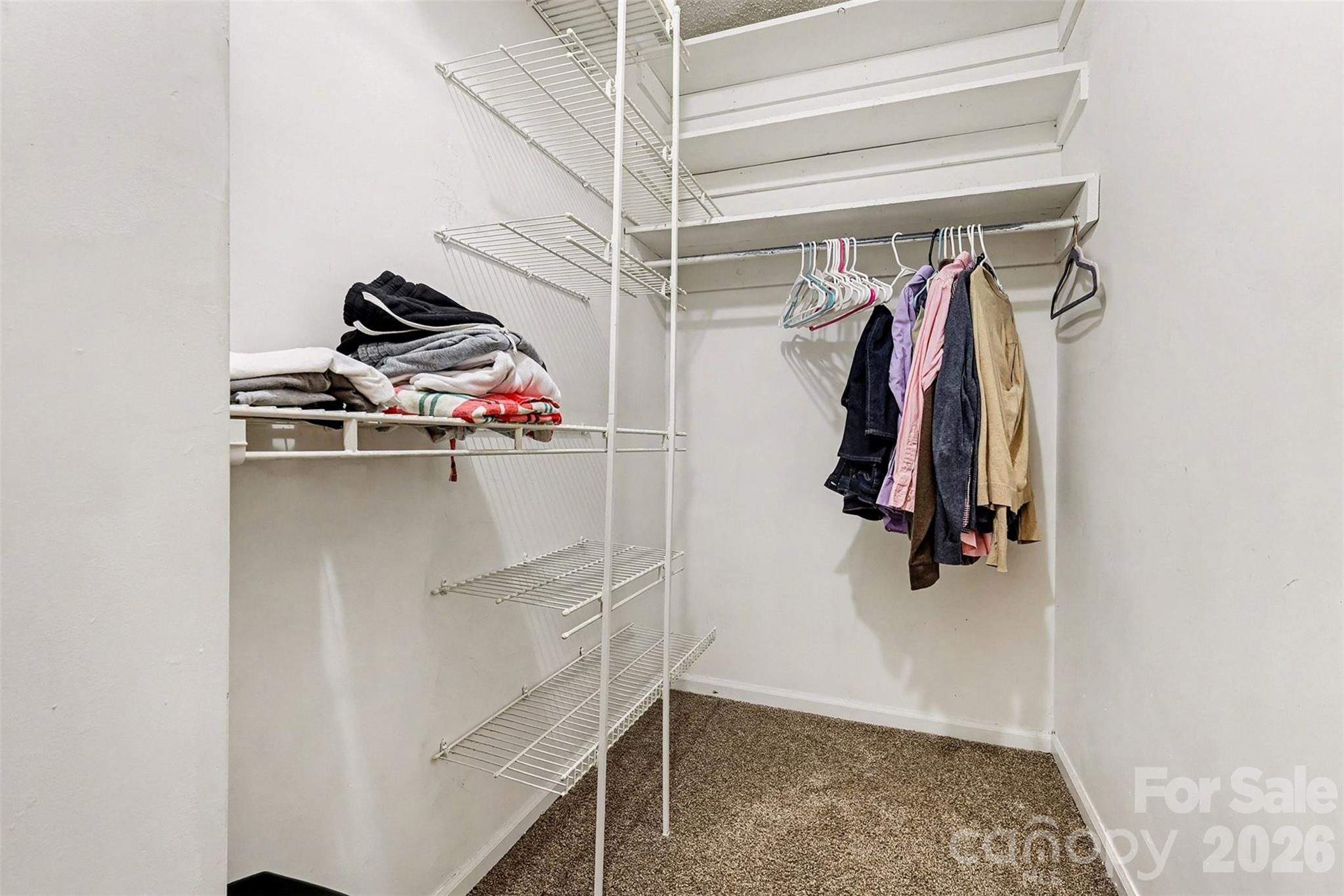 Four Seasons - Residential