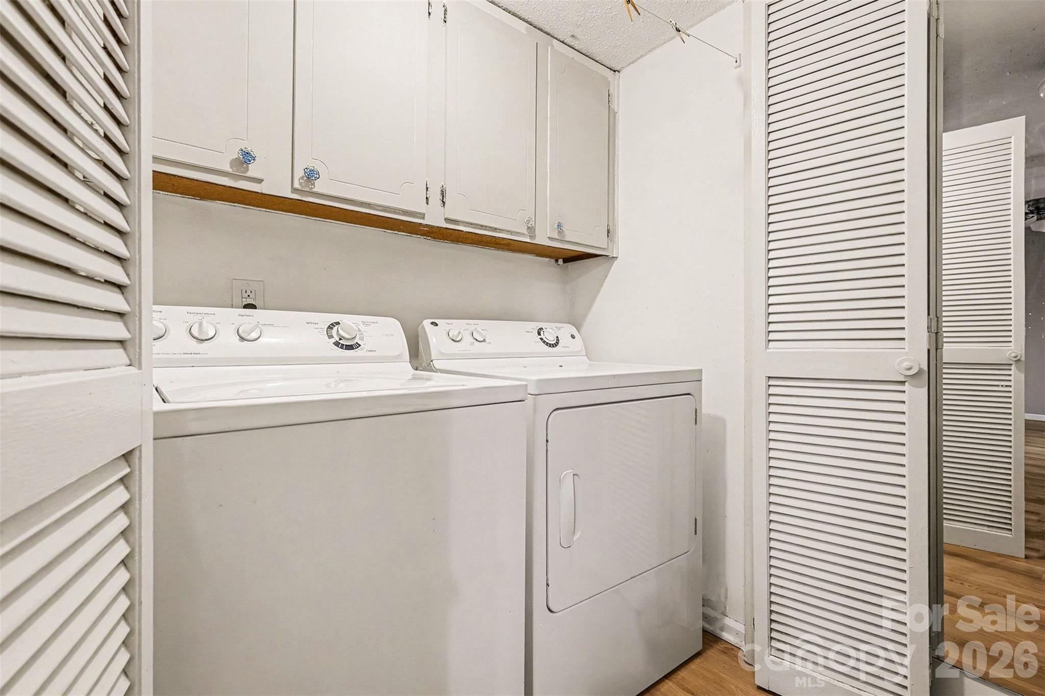 Four Seasons - Residential