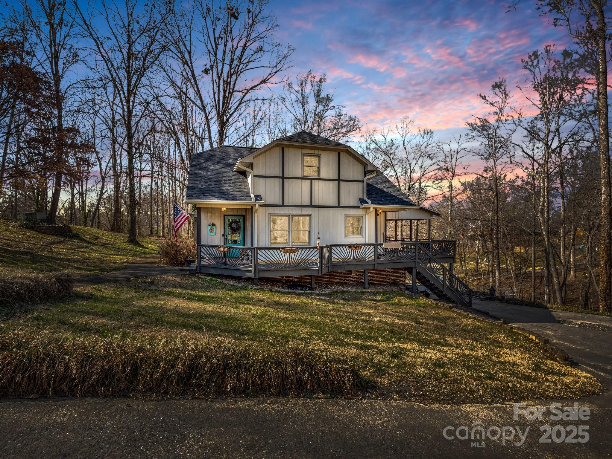108 Three Oaks Lane