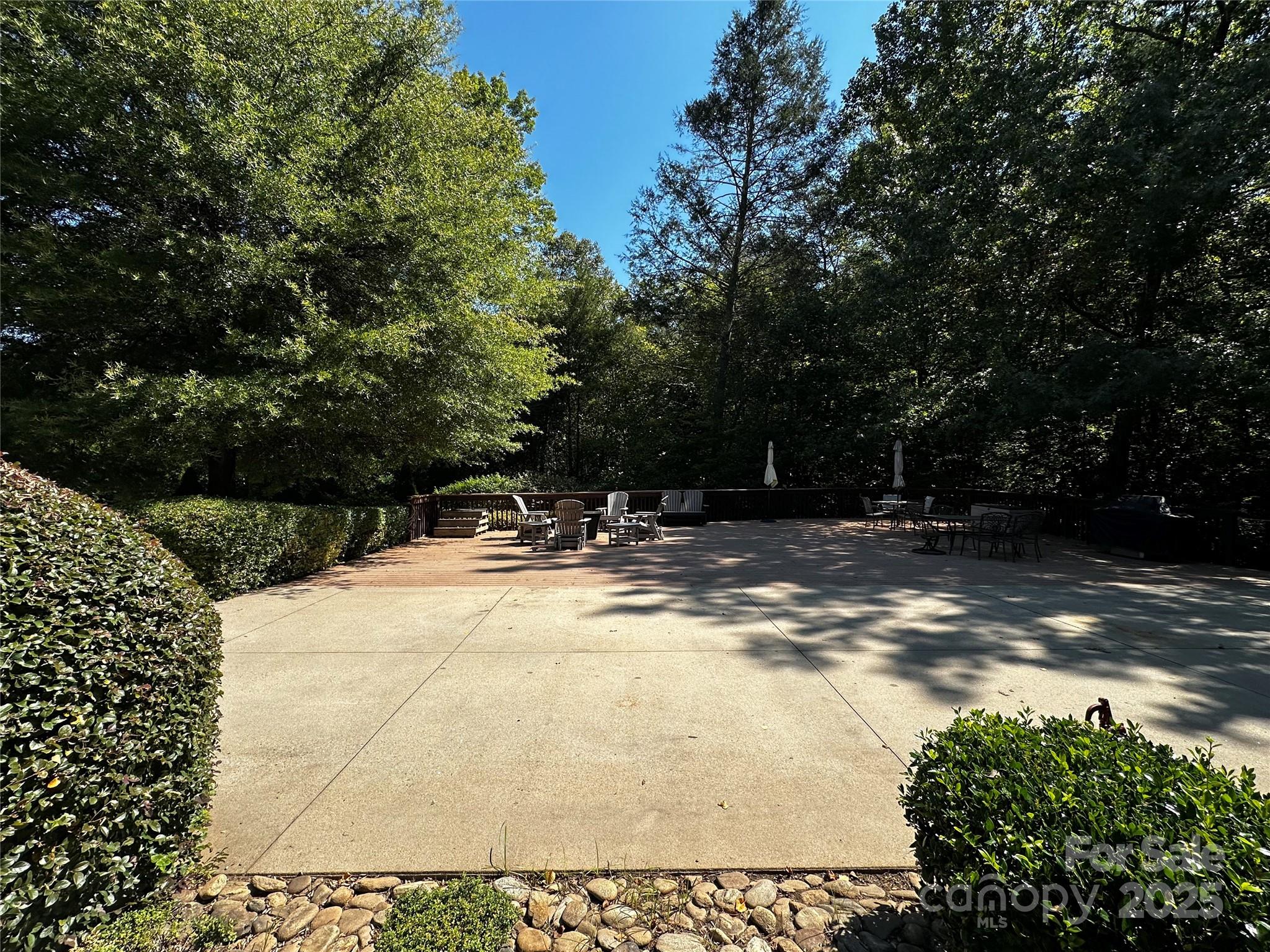 Apple Valley Farms - Land