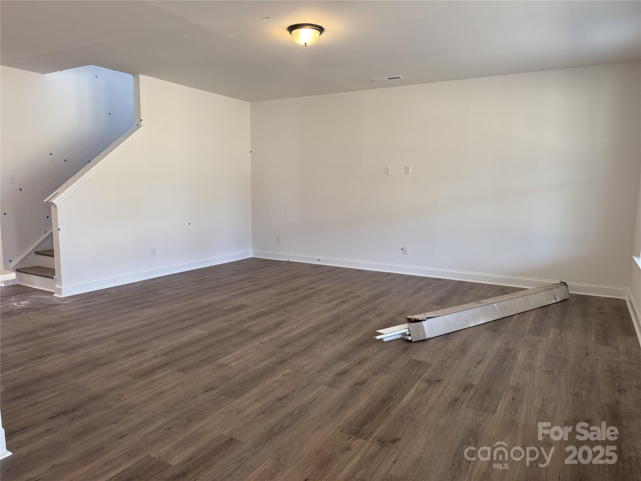 Lakeside Glen - Residential