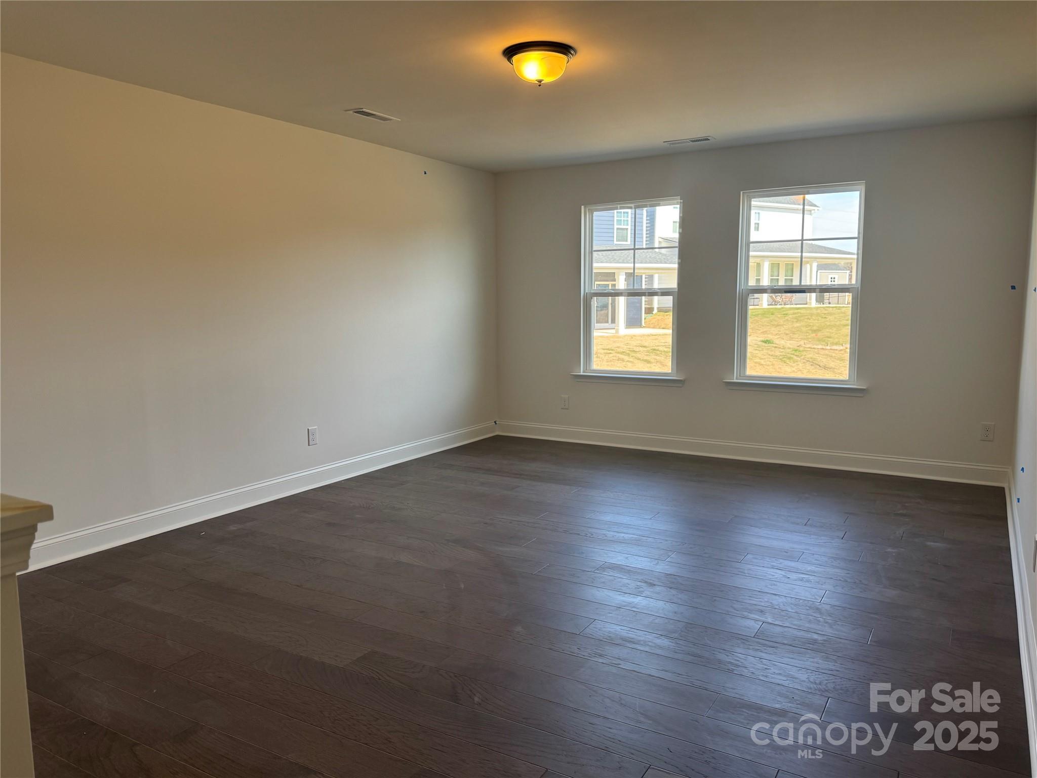 Lakeside Glen - Residential