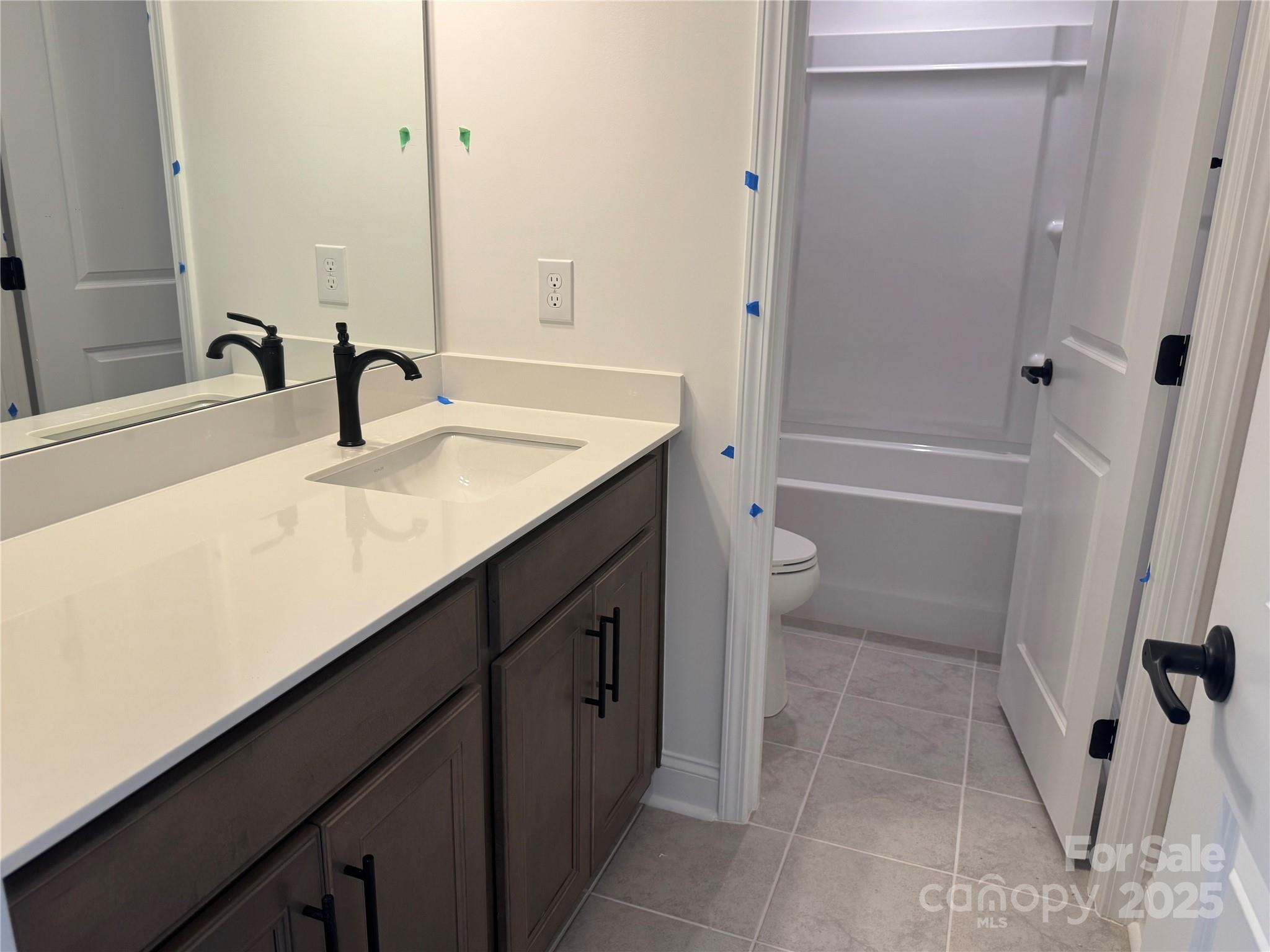 Lakeside Glen - Residential