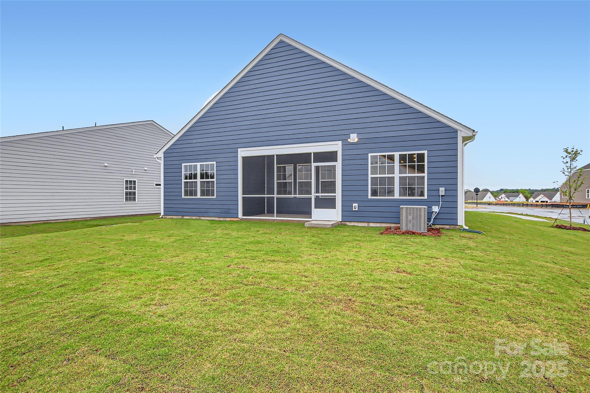 Roselyn - Residential