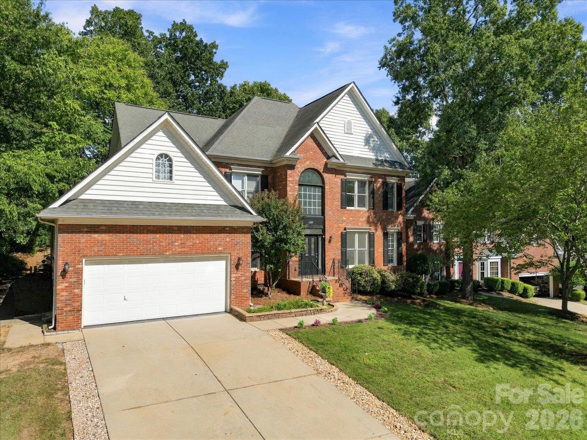 1261 Boswell Court
