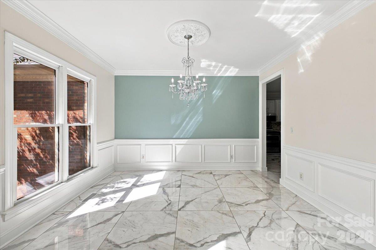 1261 Boswell Court
