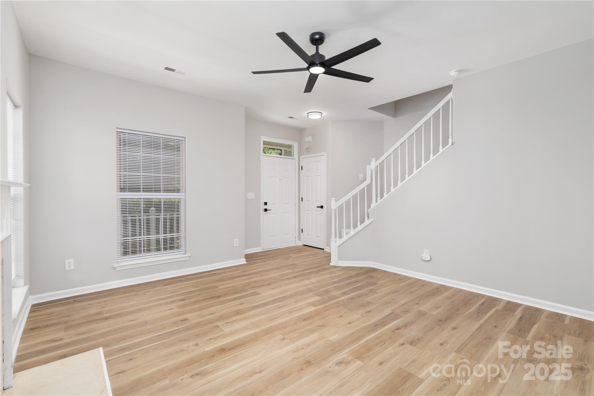 8925 Trentsby Place