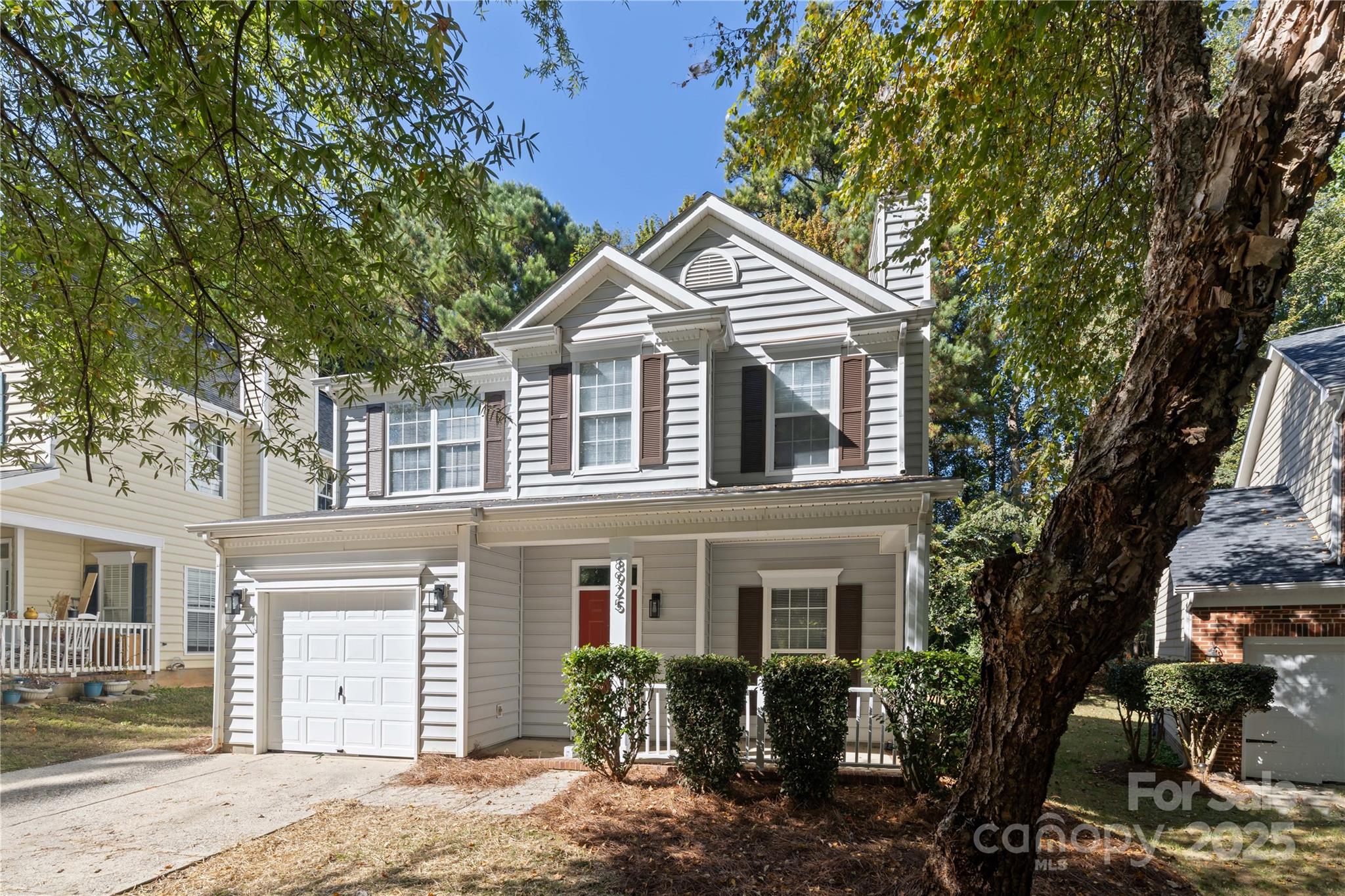 8925 Trentsby Place
