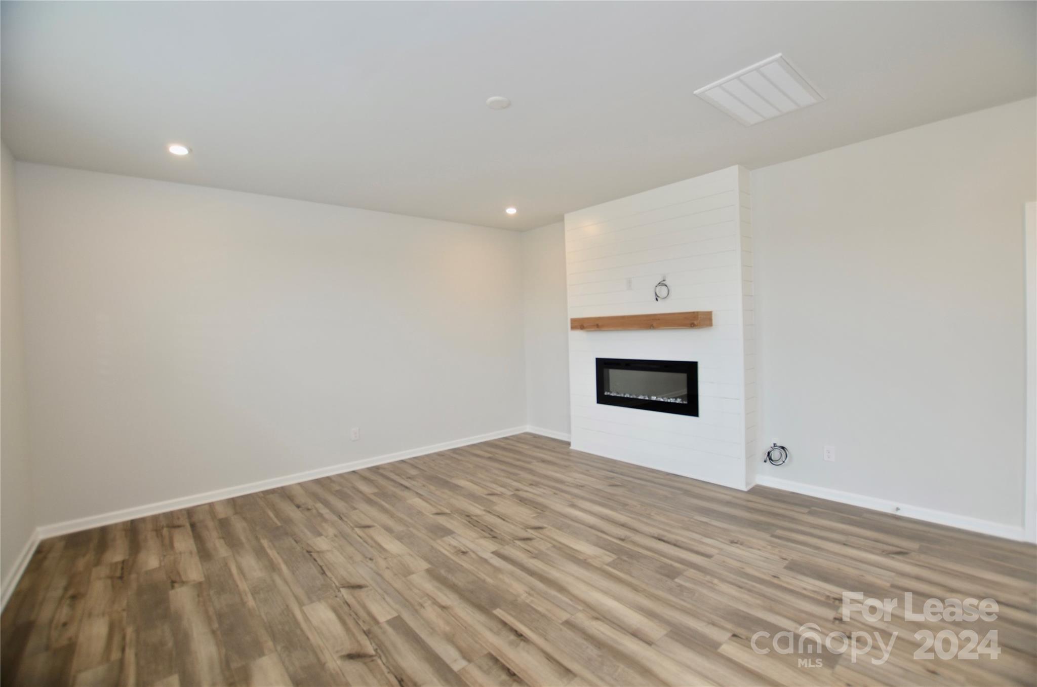 Blue Sky Meadows - Residential Lease