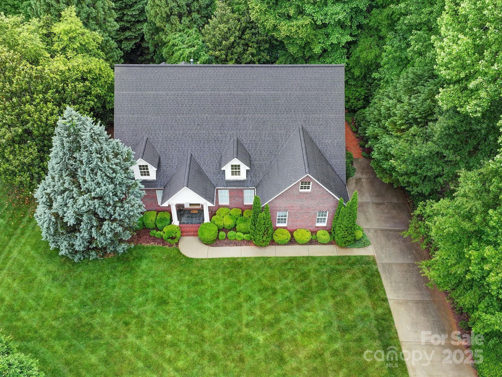 3015 Hamptonbrook Drive