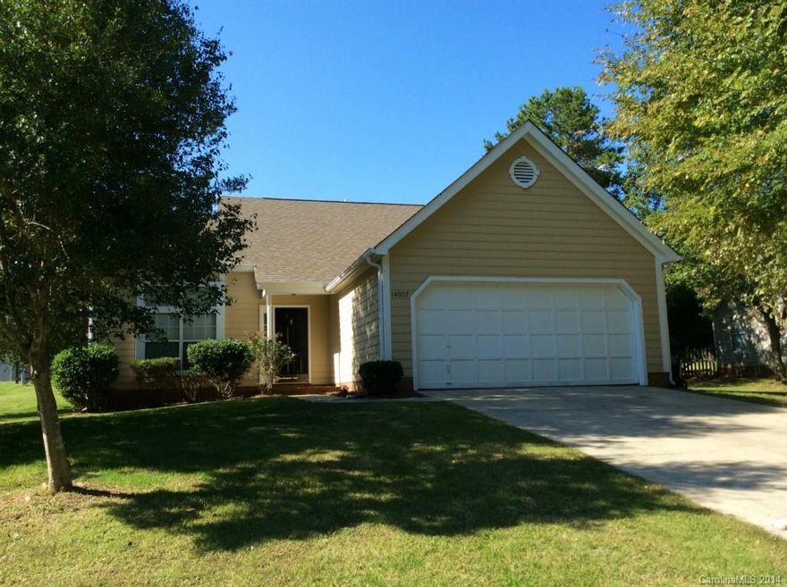 Fully renovated Huntersville rental is now available - new carpet, new appliances, fresh paint.